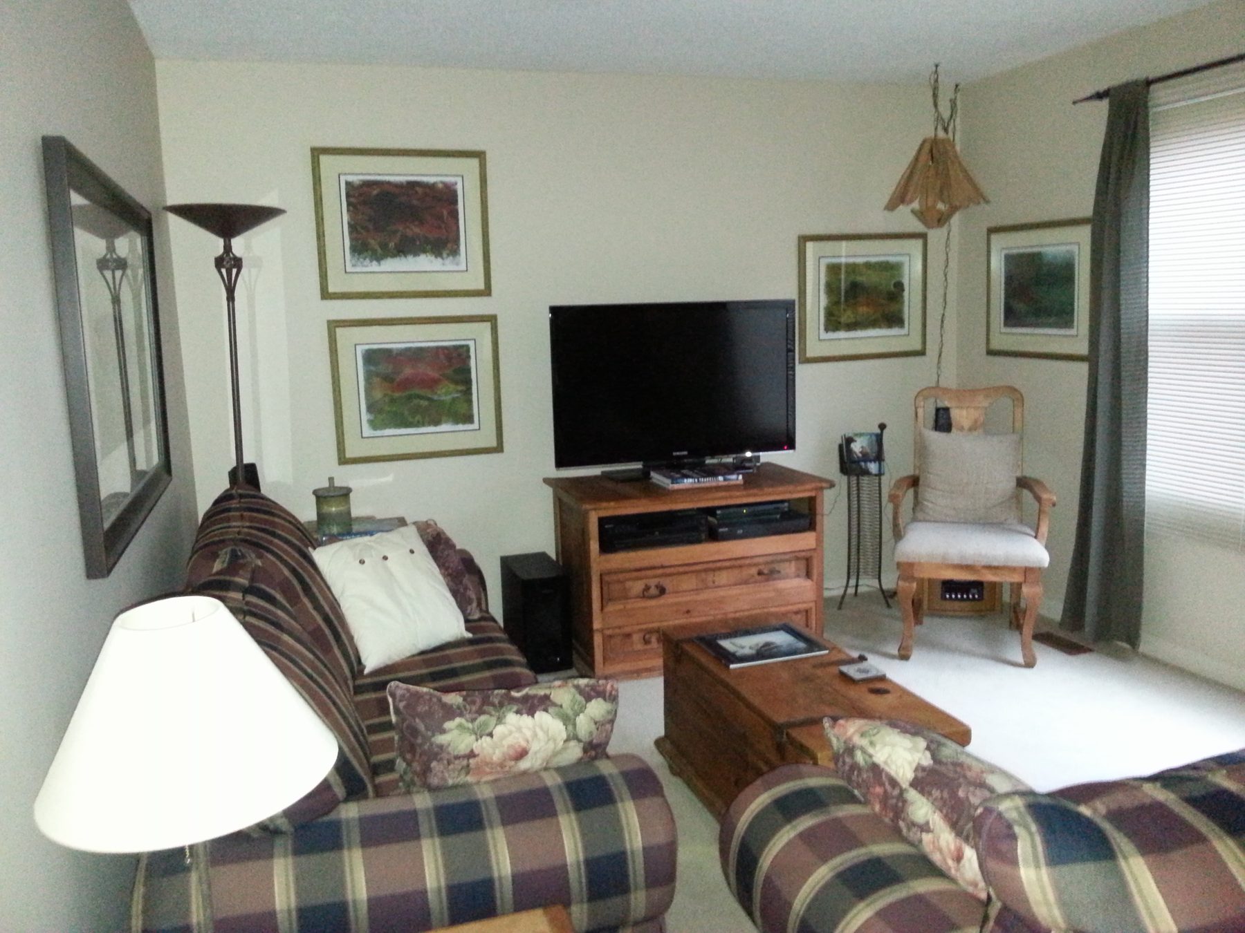 Living room of the QCI vacation home